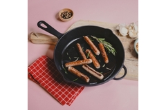 Image Cell-based sausages in pan